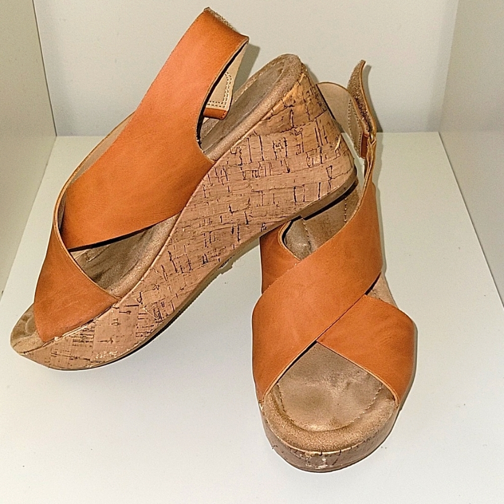 Sandal